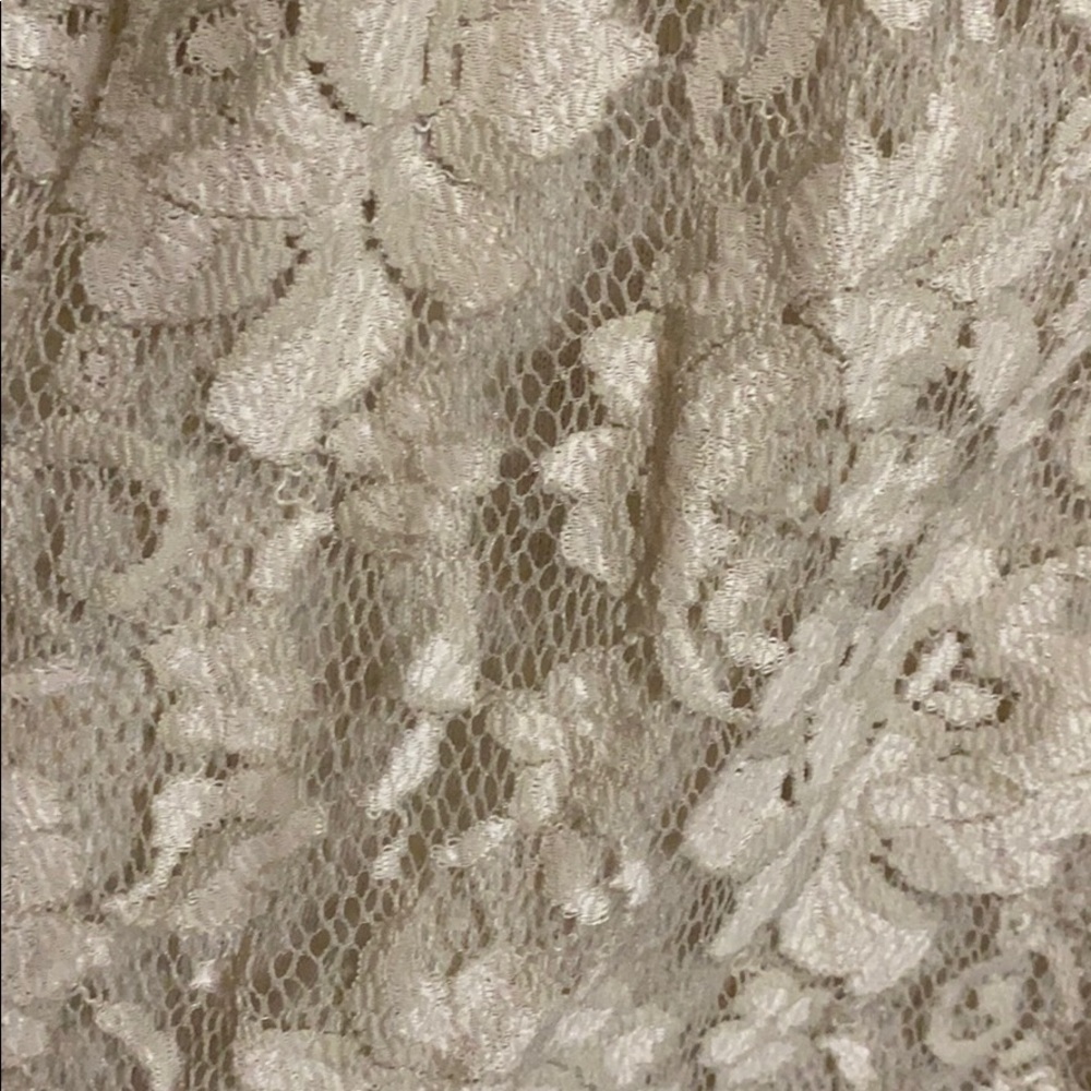 GUC oatmeal lace sweater with 3/4 sleeve size 2xl - Picture 3 of 4
